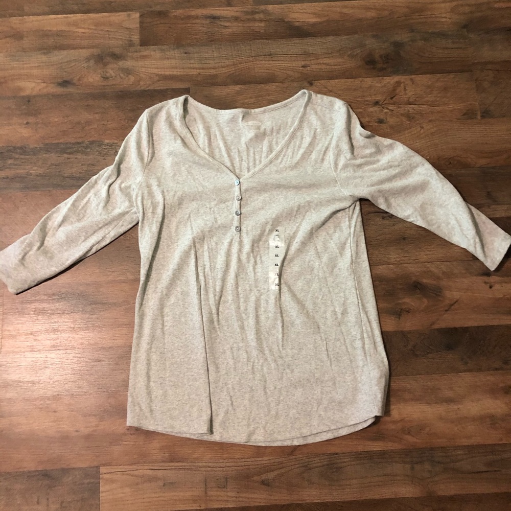 Deep V Henley
